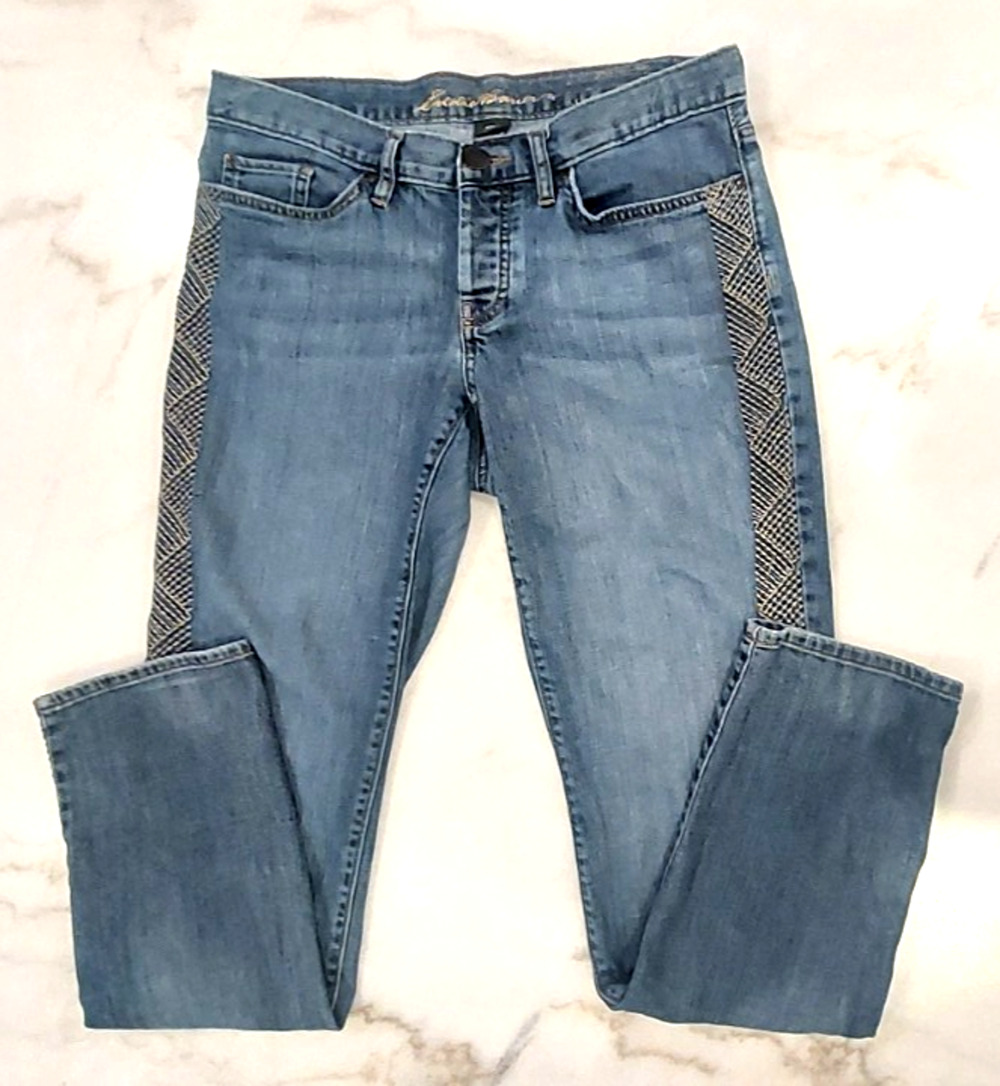 Eddie Bauer Relaxed Boyfriend Jeans Women’s Size 4 Blue Medium Wash Embroidered